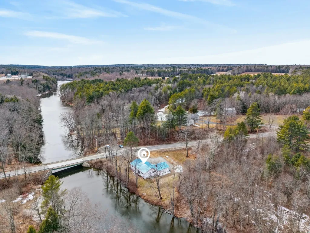 88 County Road Oakland ME 04963