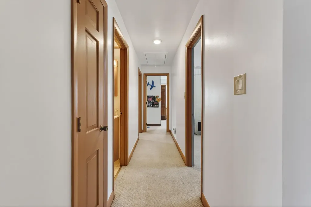 88 County Road Oakland ME 04963