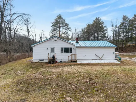88 County Road Oakland ME 04963