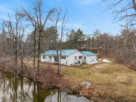88 County Road Oakland ME 04963