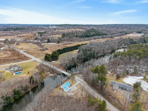 88 County Road Oakland ME 04963