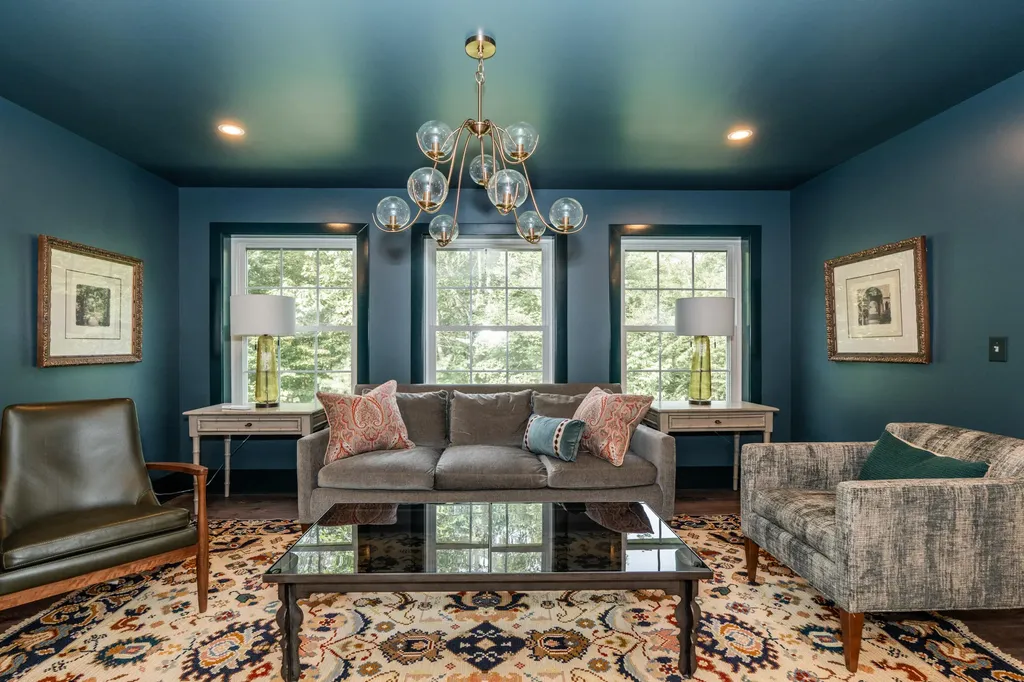 20 Babbidge Road Falmouth ME 04105