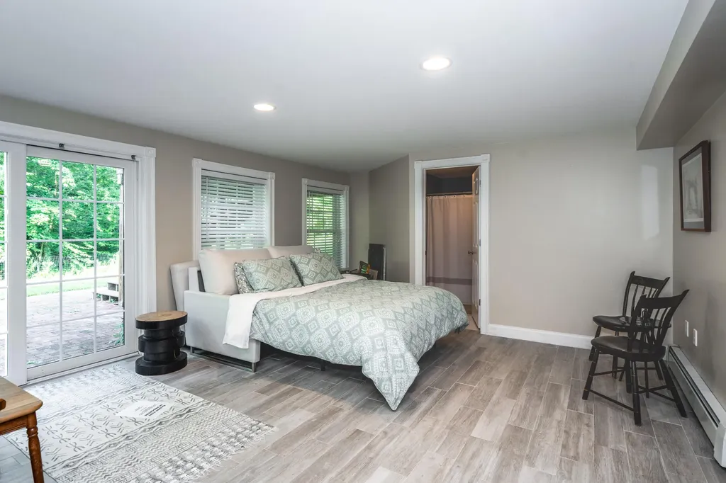 20 Babbidge Road Falmouth ME 04105