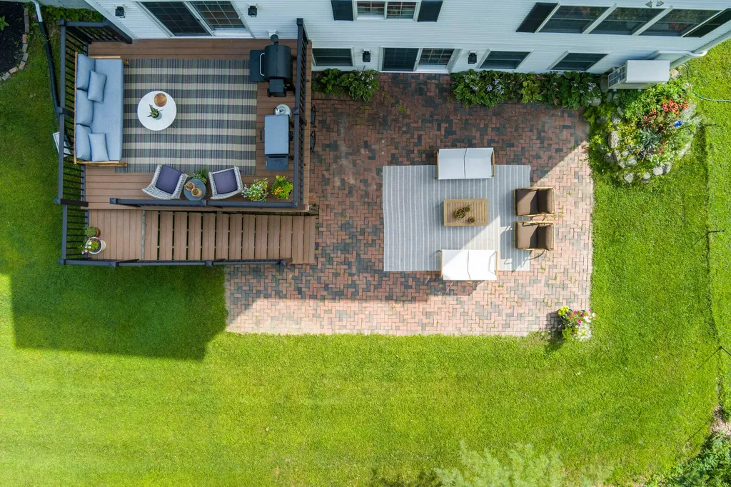 20 Babbidge Road Falmouth ME 04105