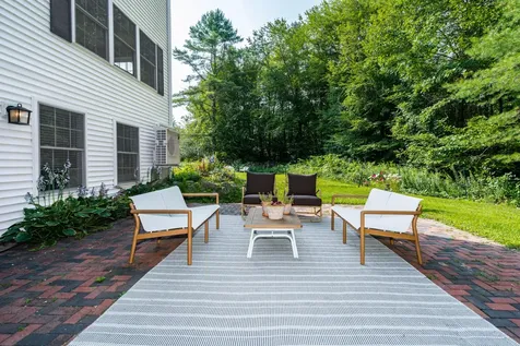 20 Babbidge Road Falmouth ME 04105
