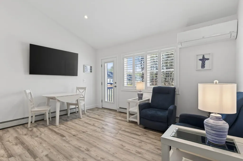 11 Unity Lane Windham ME 04062