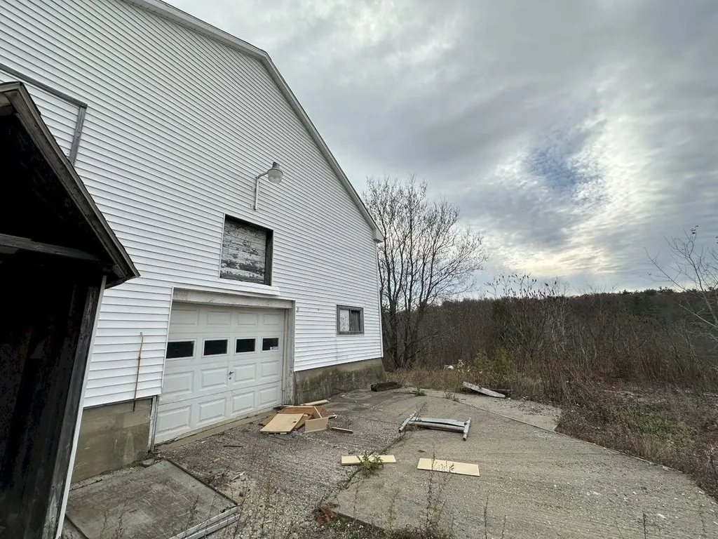 168 Highland Terrace Mexico ME 04257