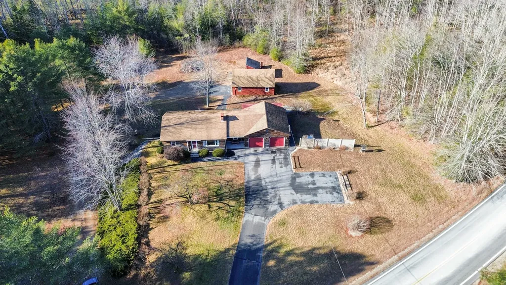 395 River Road Standish ME 04084