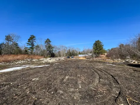631 River Road Brunswick ME 04011
