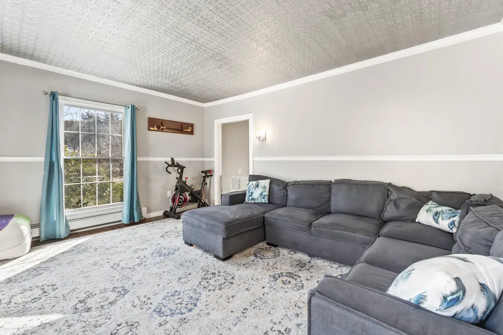 296 Dow Highway South Berwick ME 03908