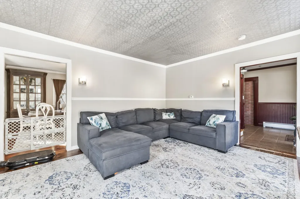 296 Dow Highway South Berwick ME 03908