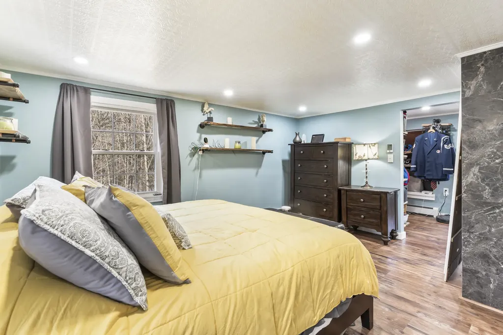 296 Dow Highway South Berwick ME 03908