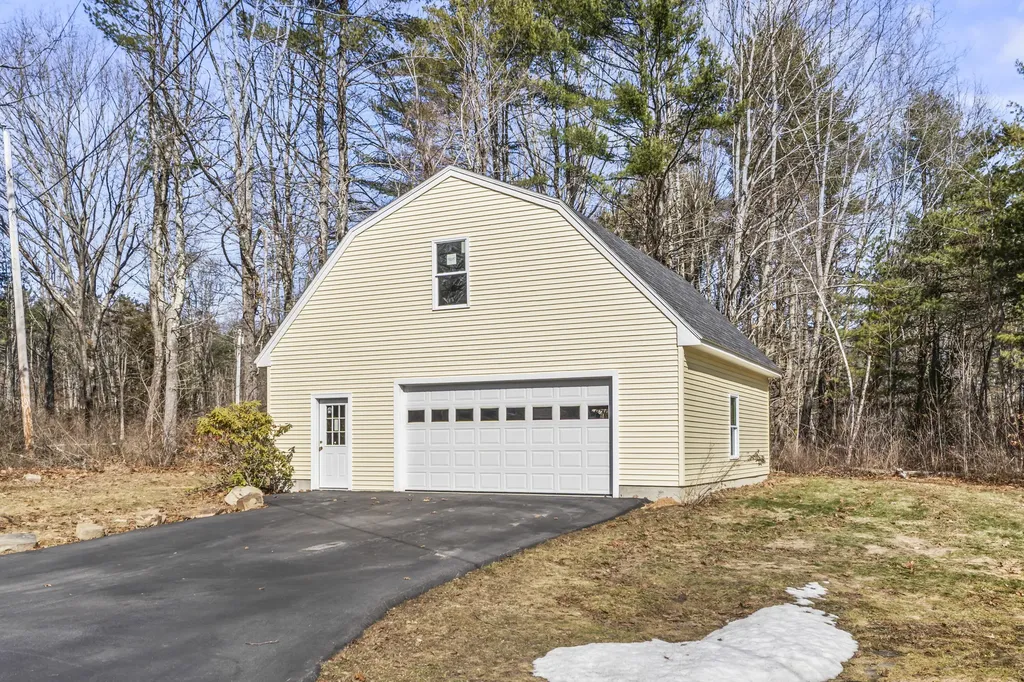 296 Dow Highway South Berwick ME 03908