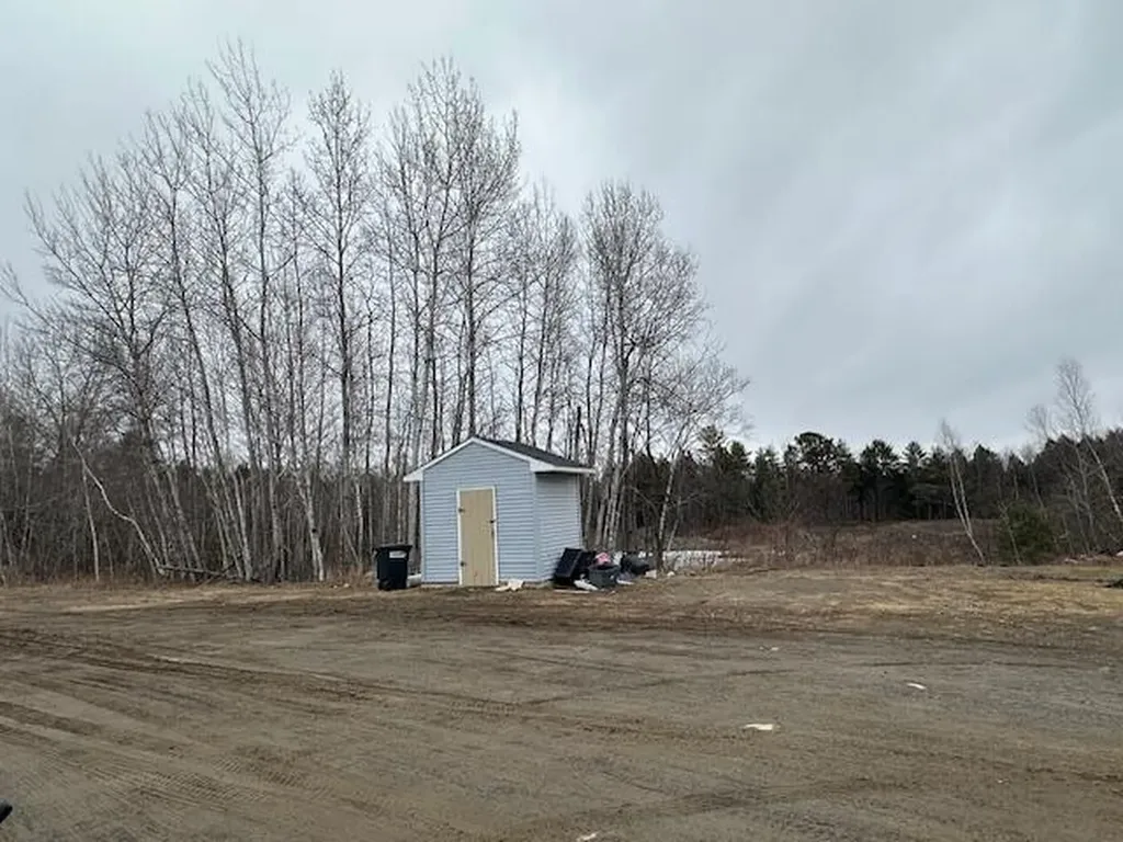 445-447 Pine Tree Road Levant ME 04456