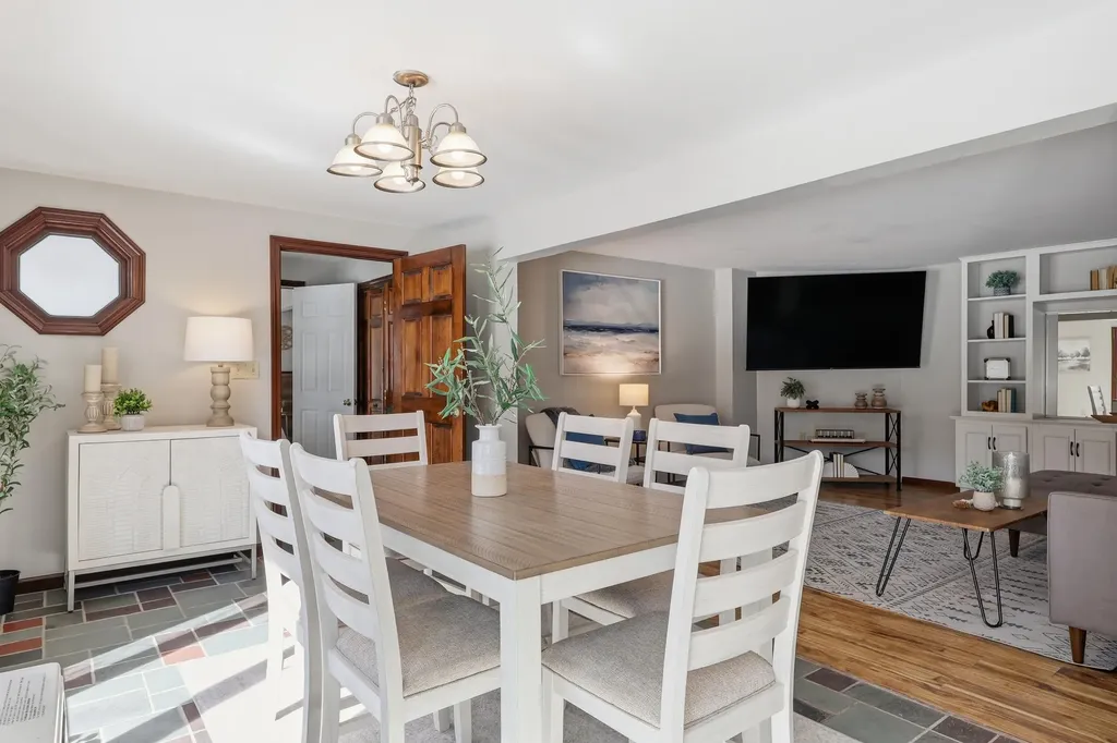 22 Abenaki Acres Road Naples ME 04055