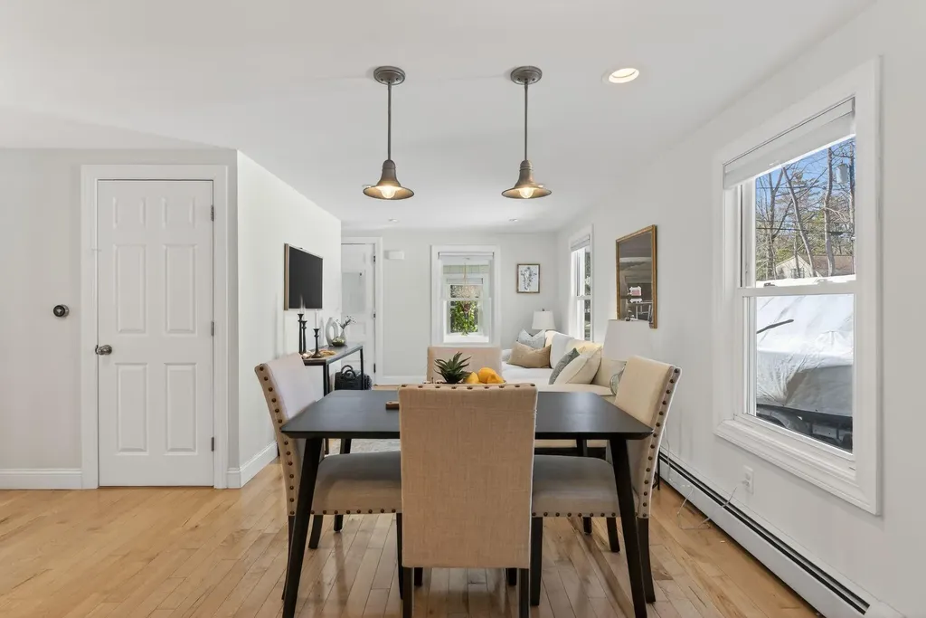 63 Underwood Road Falmouth ME 04105