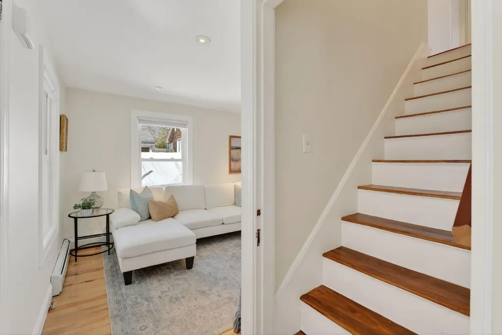 63 Underwood Road Falmouth ME 04105