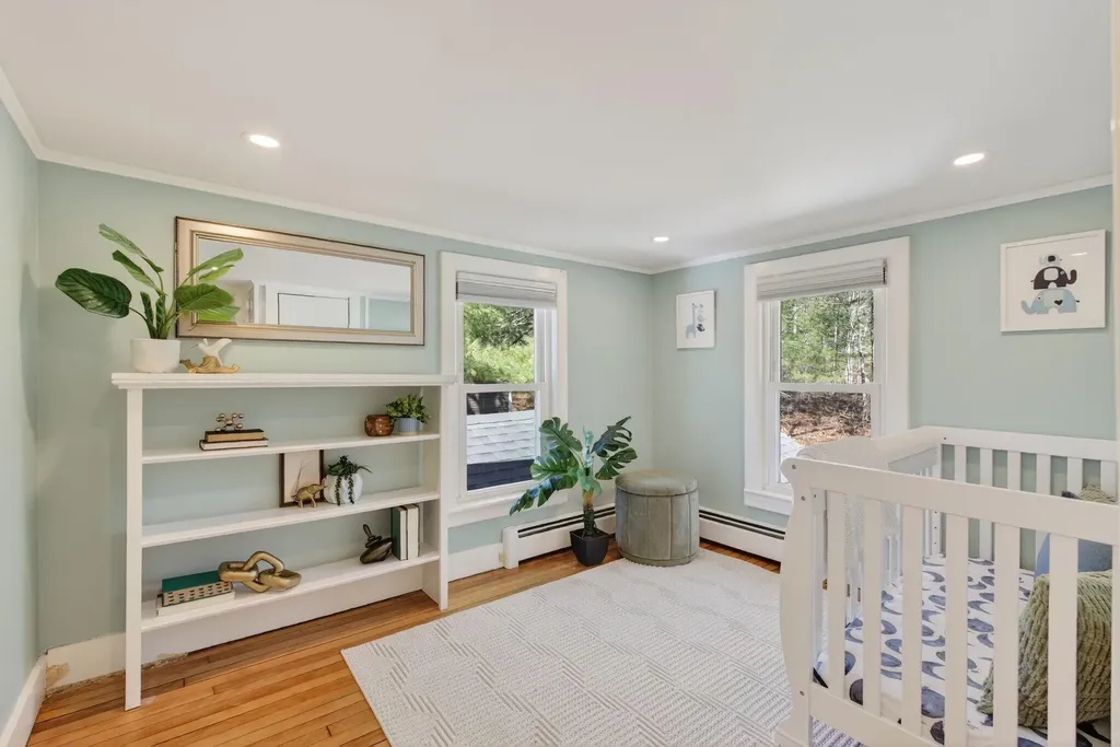 63 Underwood Road Falmouth ME 04105