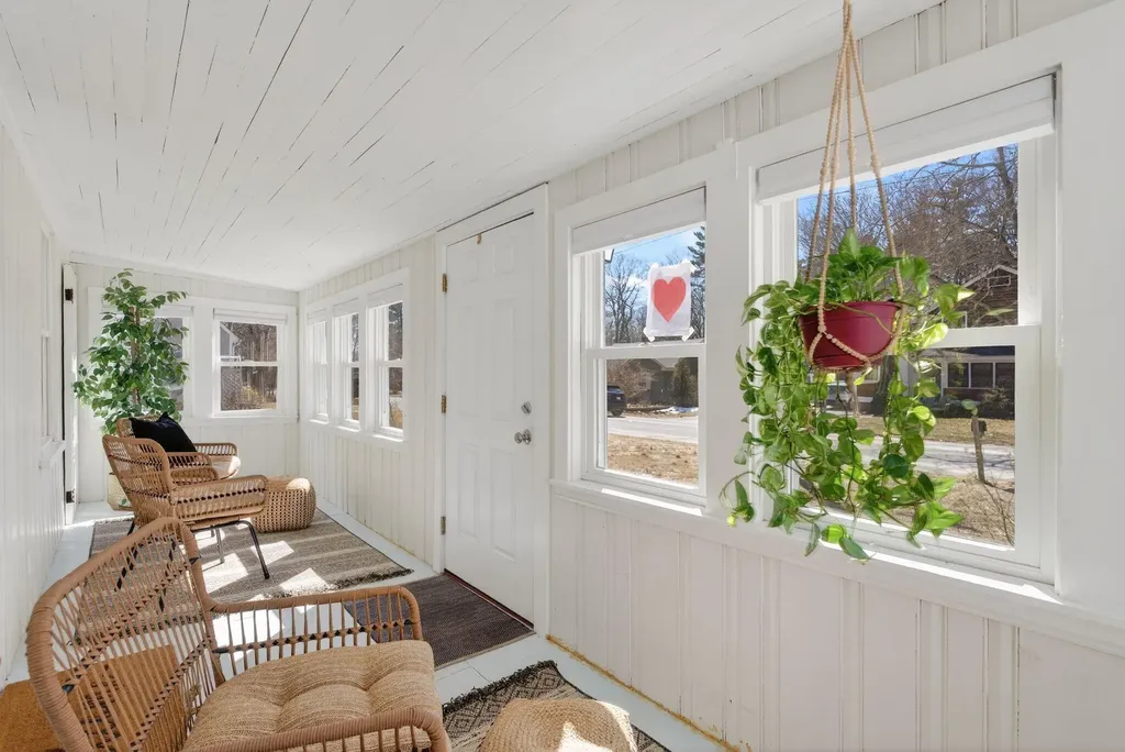 63 Underwood Road Falmouth ME 04105