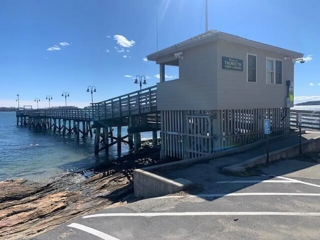 63 Underwood Road Falmouth ME 04105