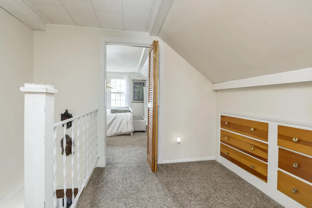 35 Mckinley Street South Portland ME 04106