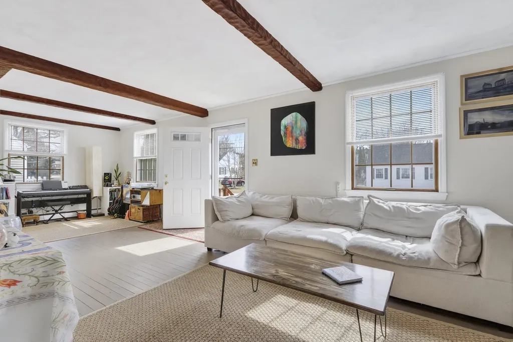 35 Mckinley Street South Portland ME 04106