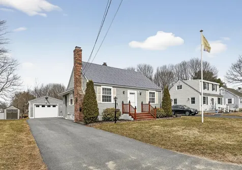 35 Mckinley Street South Portland ME 04106