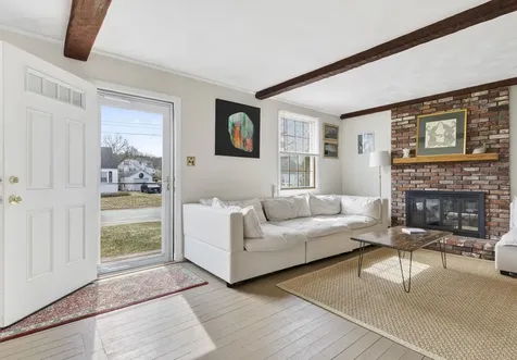 35 Mckinley Street South Portland ME 04106