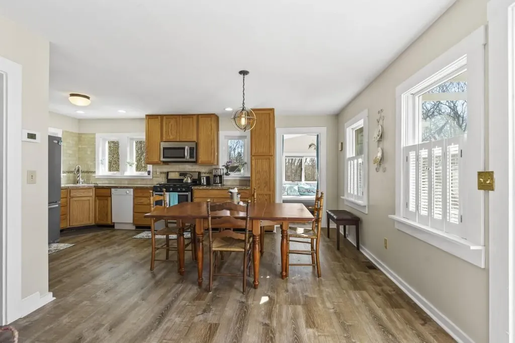 642 Ocean Point Road Boothbay ME 04544
