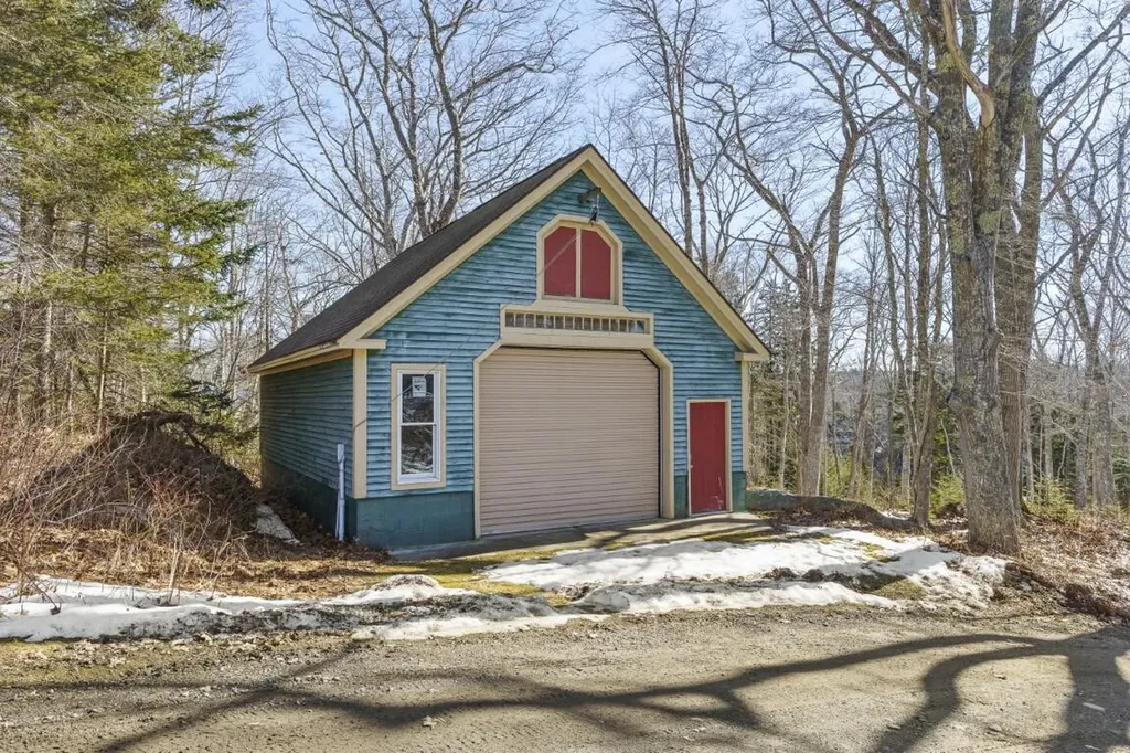 642 Ocean Point Road Boothbay ME 04544