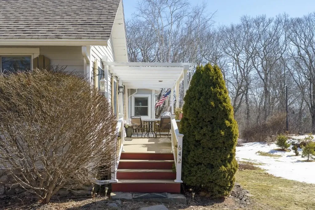 642 Ocean Point Road Boothbay ME 04544