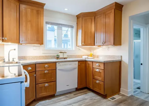 15 Myrtle Avenue South Portland ME 04106
