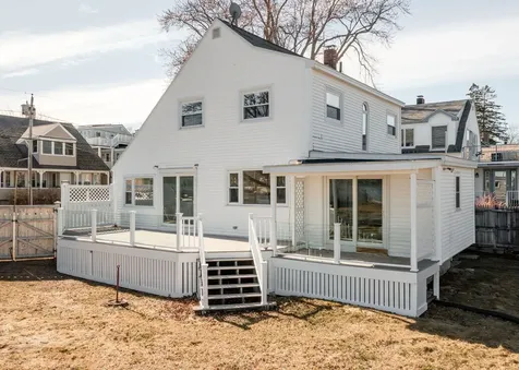 15 Myrtle Avenue South Portland ME 04106