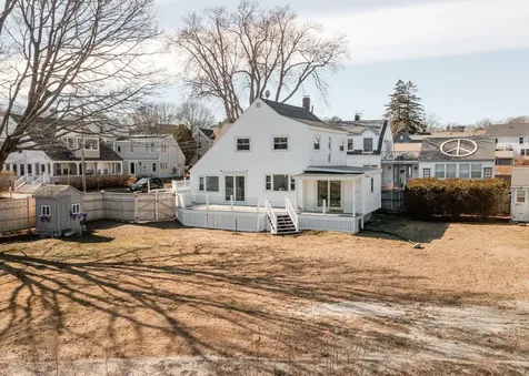 15 Myrtle Avenue South Portland ME 04106