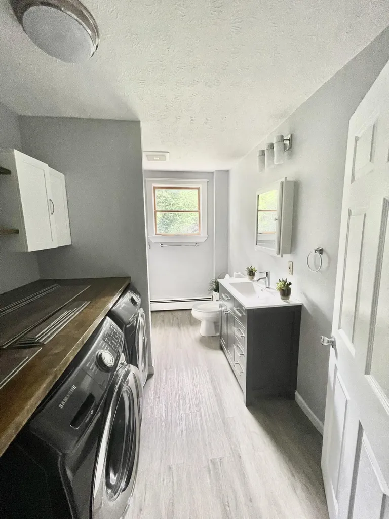 57 Hill Street Saco ME 04072