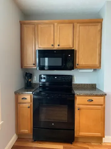 57 Hill Street Saco ME 04072