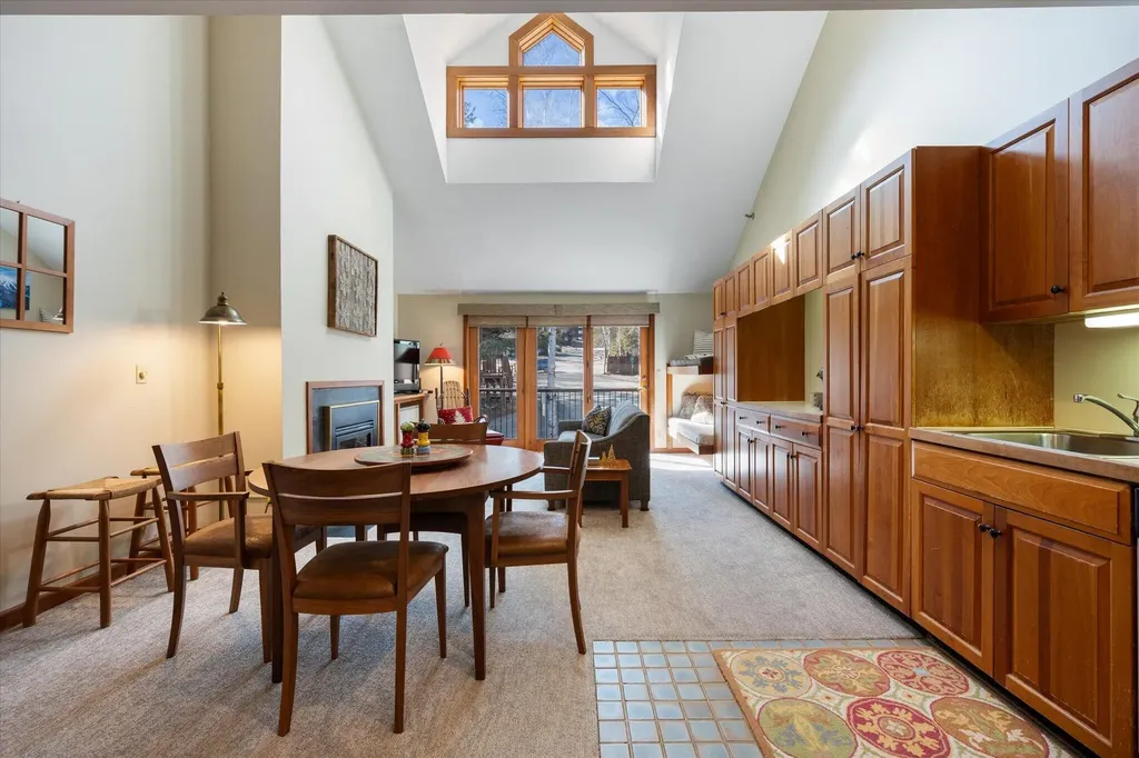 364 Sugartree Carrabassett Valley ME 04947