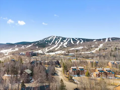 364 Sugartree Carrabassett Valley ME 04947