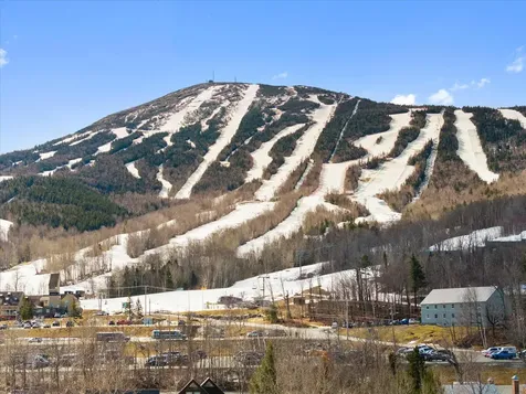 364 Sugartree Carrabassett Valley ME 04947