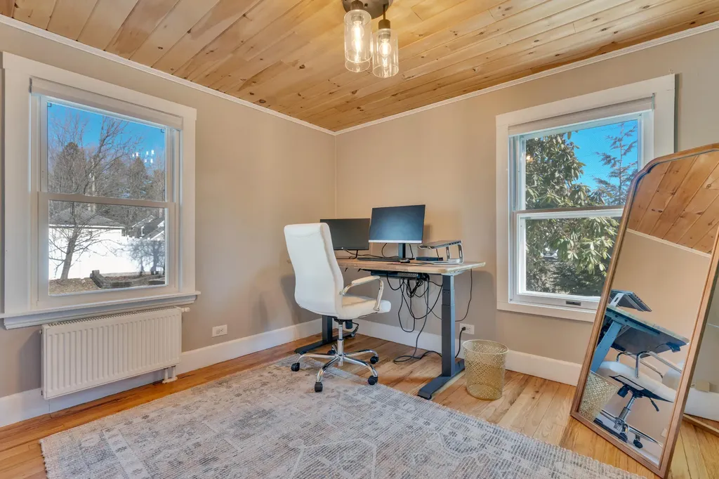 15 Brewster Street Portland ME 04103
