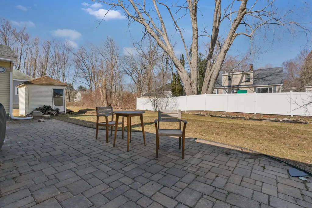 15 Brewster Street Portland ME 04103
