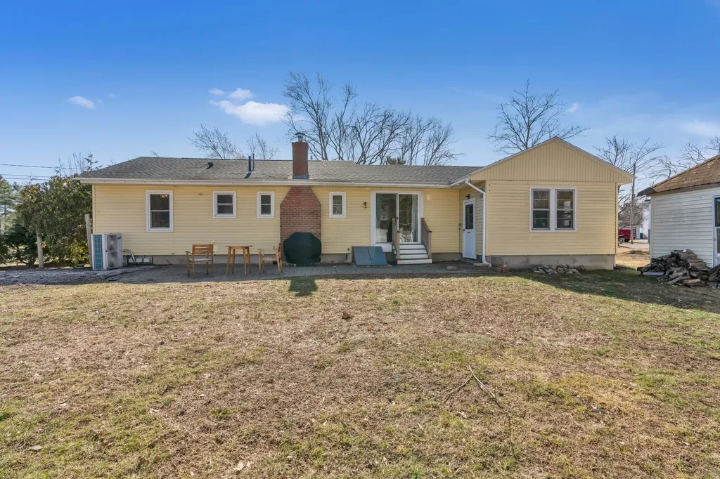15 Brewster Street Portland ME 04103