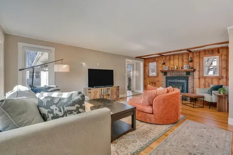 15 Brewster Street Portland ME 04103