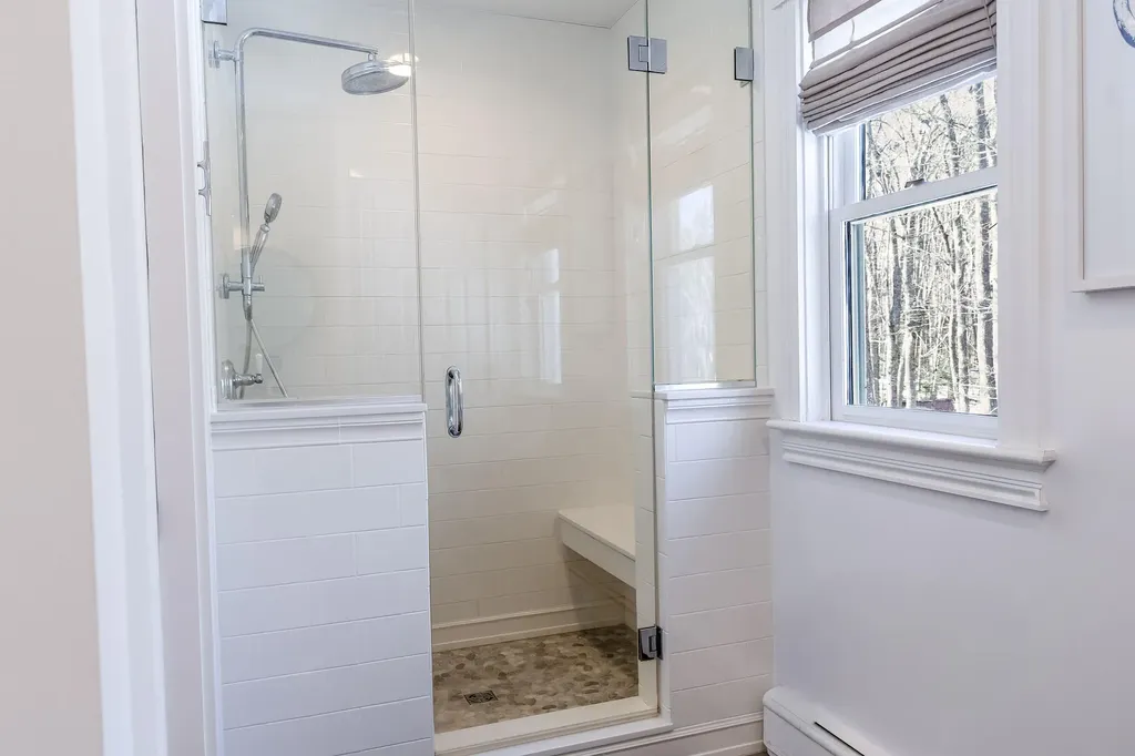 18 Ledgewater Drive Kennebunk ME 04043