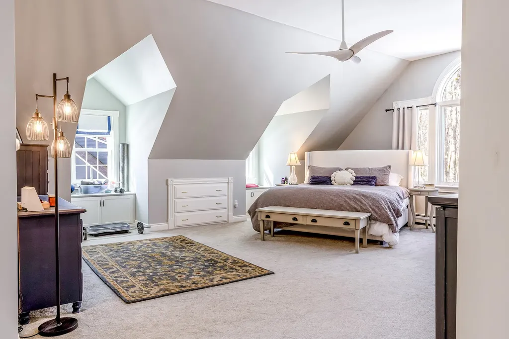 18 Ledgewater Drive Kennebunk ME 04043
