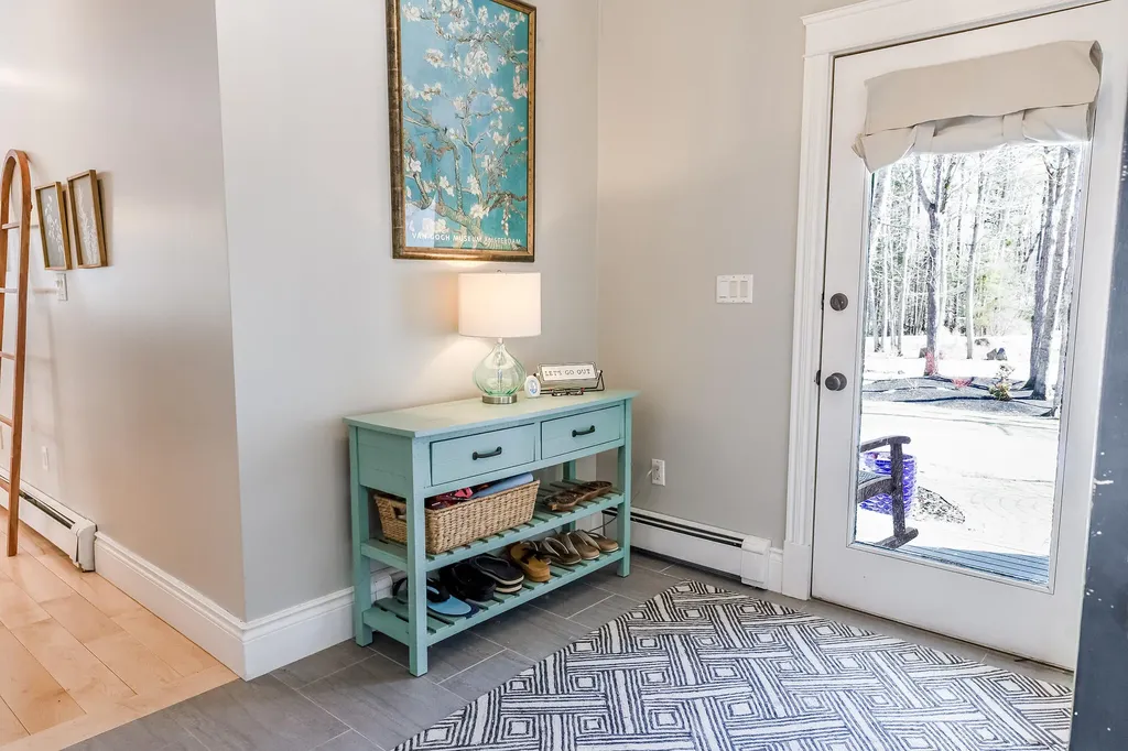 18 Ledgewater Drive Kennebunk ME 04043