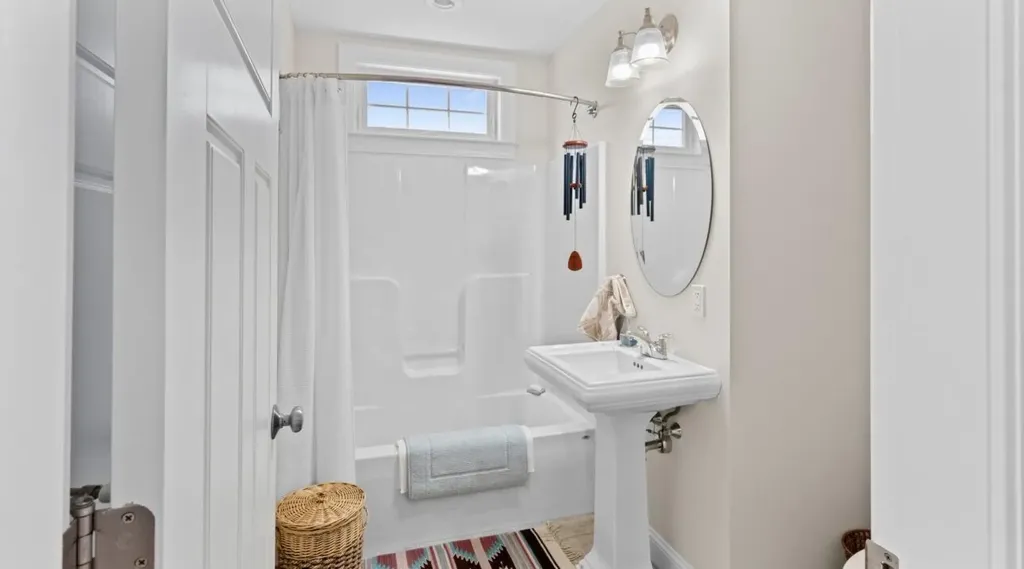 5 Bridle Way Saco ME 04072