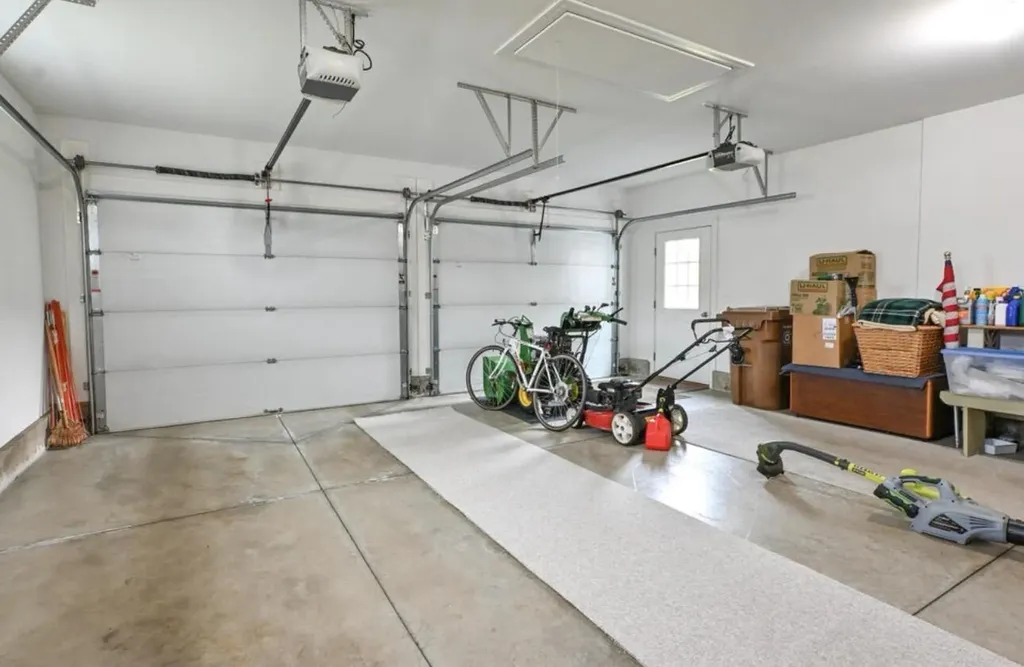 5 Bridle Way Saco ME 04072