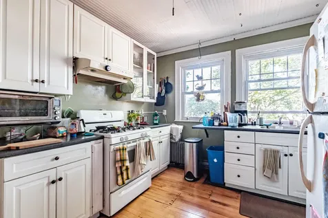 3 Crescent Street Portland ME 04102