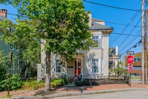 3 Crescent Street Portland ME 04102